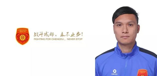 郑裕玲是室内设计师，与张学友在公司相遇，两人因误解和阶级有别，相互发生坏印象，而郑为首创本身事业，找将巨贾叶荣祖装修别墅工程，惋惜没装修工人肯接办，迫于无奈找到张，张勉为其难承诺接办而在工程进行中，他们逐步体谅至相互赏识，张对郑且生爱意。郑之相恋多年的男朋友王敏德公干终了回港，郑面临这两份豪情，不知若何决定。